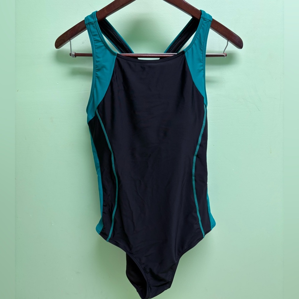 Green and Black Women's Swimsuit one piece. P128